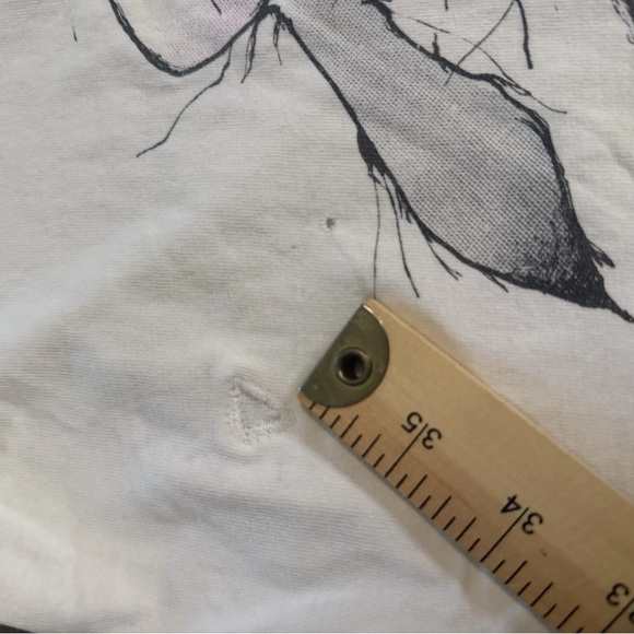 RARE VINTAGE ANDAZIA 1990s Alice in Wonderland Mad Hatter Tee Shirt - Picture 8 of 11